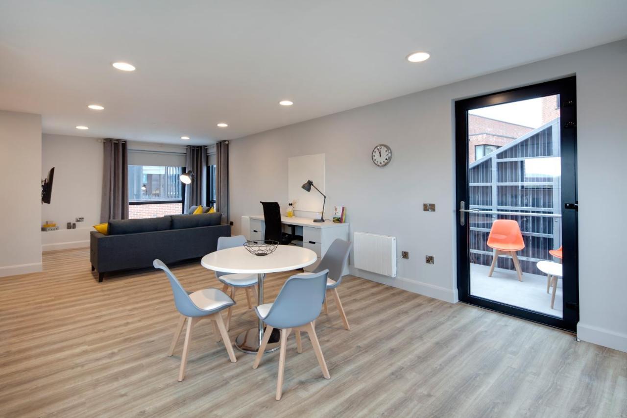 Highfield House — Photos 2